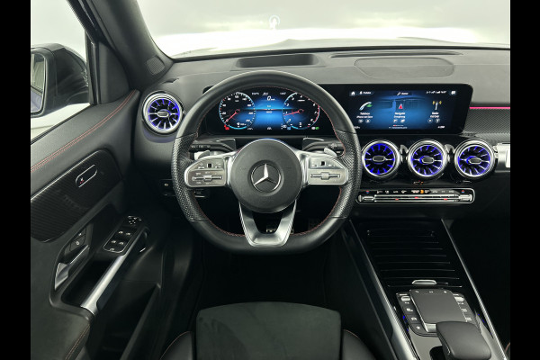 Mercedes-Benz Glb 180 AMG Line 7p. Pano | 360cam | Head-up | Night pakket