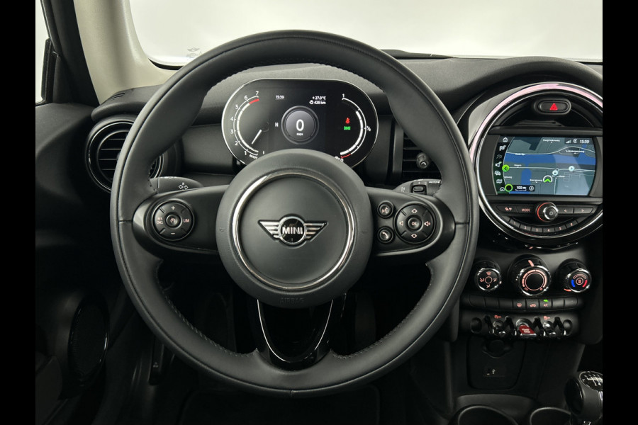 MINI 3-deurs 1.5 Essential Facelift Digi.Dash/Carplay/Navi/Keyless entry/Park.sens