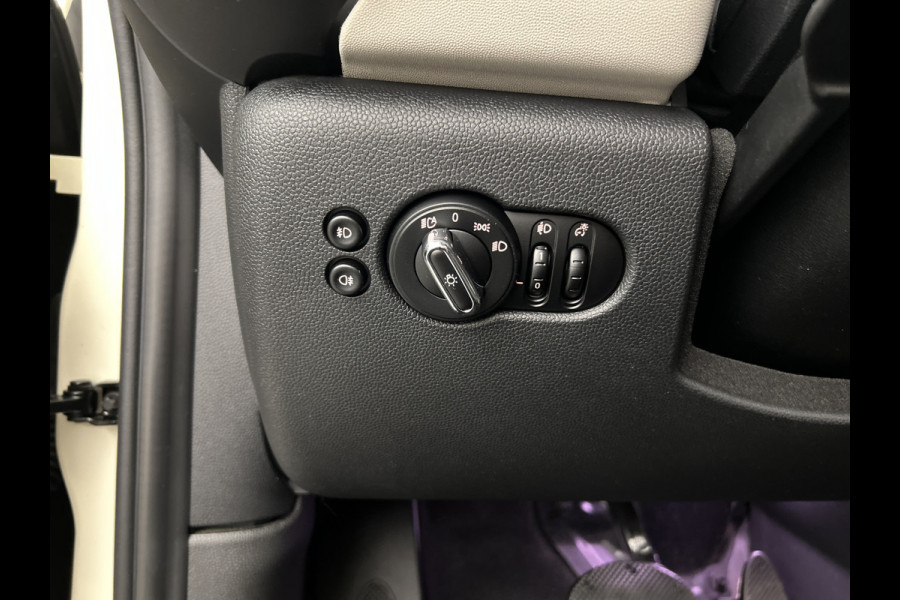 MINI Cooper 1.5 136 PK Aut. Heddon Street Ed. Pano-dak/Sportstoelen/Carplay