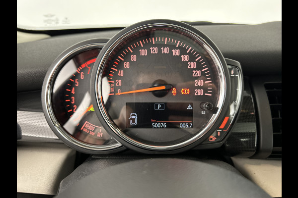 MINI Cooper 1.5 136 PK Aut. Heddon Street Ed. Pano-dak/Sportstoelen/Carplay