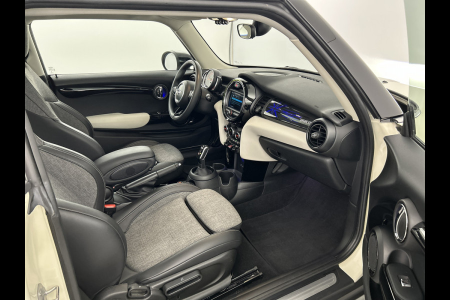 MINI Cooper 1.5 136 PK Aut. Heddon Street Ed. Pano-dak/Sportstoelen/Carplay