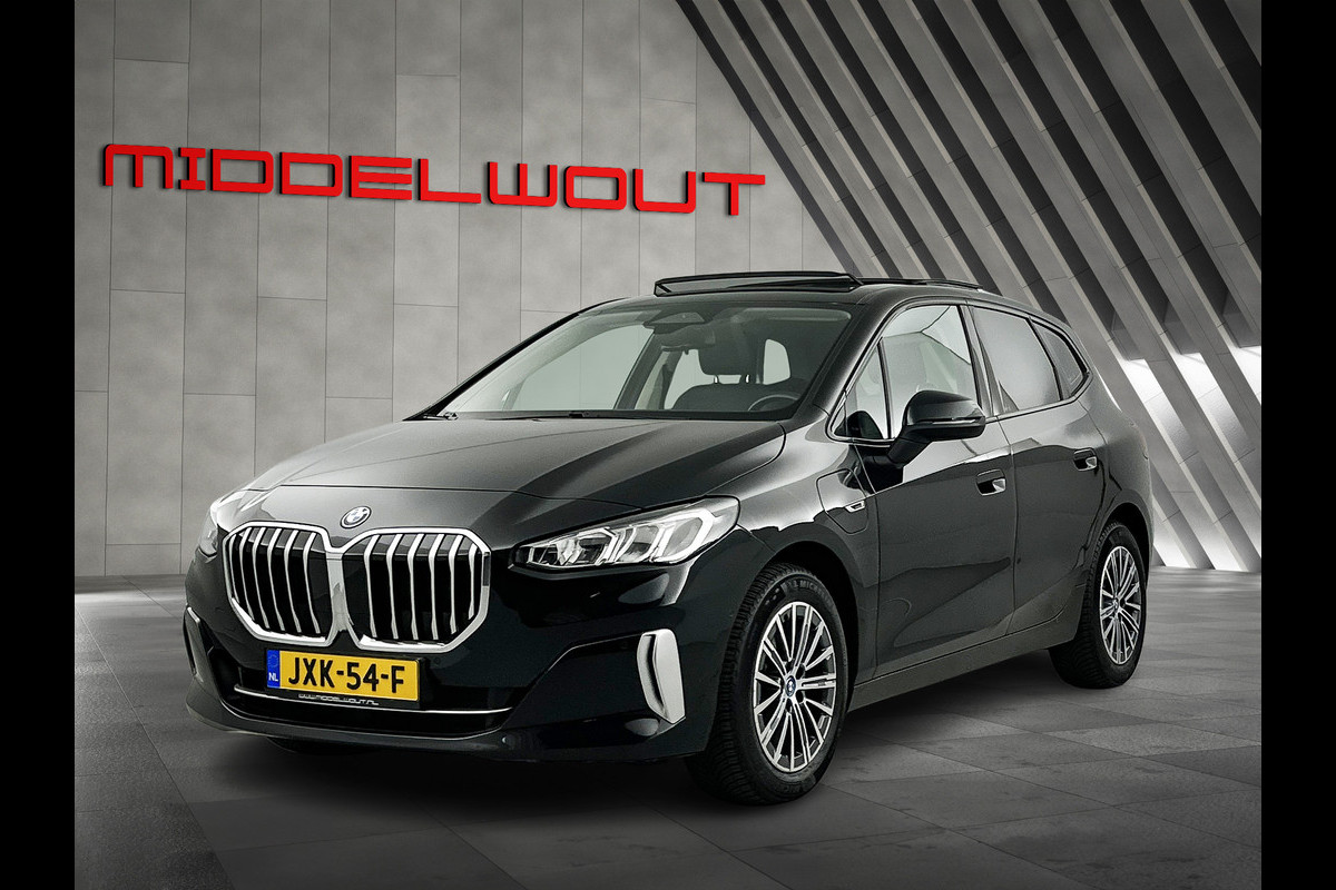 BMW 2 Serie Active Tourer 225e xDrive Luxury Shadow-Line Pano-dak/Camera