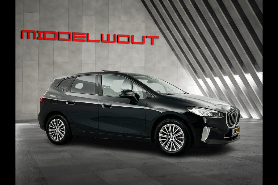 BMW 2 Serie Active Tourer 225e xDrive Luxury Shadow-Line Pano-dak/Camera