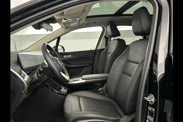 BMW 2 Serie Active Tourer 225e xDrive Luxury Shadow-Line Pano-dak/Camera