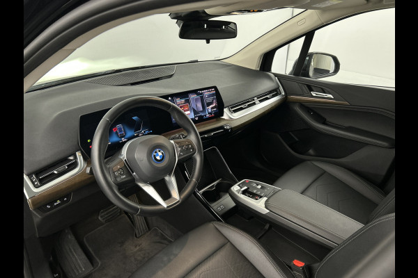BMW 2 Serie Active Tourer 225e xDrive Luxury Shadow-Line Pano-dak/Camera