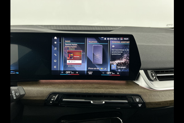 BMW 2 Serie Active Tourer 225e xDrive Luxury Shadow-Line Pano-dak/Camera
