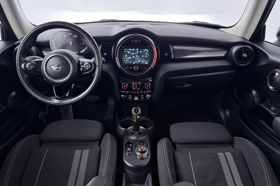 MINI Electric Essential 33 kWh