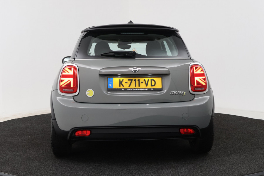 MINI Electric Essential 33 kWh