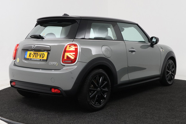 MINI Electric Essential 33 kWh