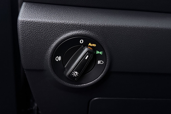 Volkswagen T-Roc 1.0 TSI Life (NAVIGATIE, CAMERA, TREKHAAK, DIGITALE COCKPIT, ADAPTIEVE CRUISE, CARPLAY)