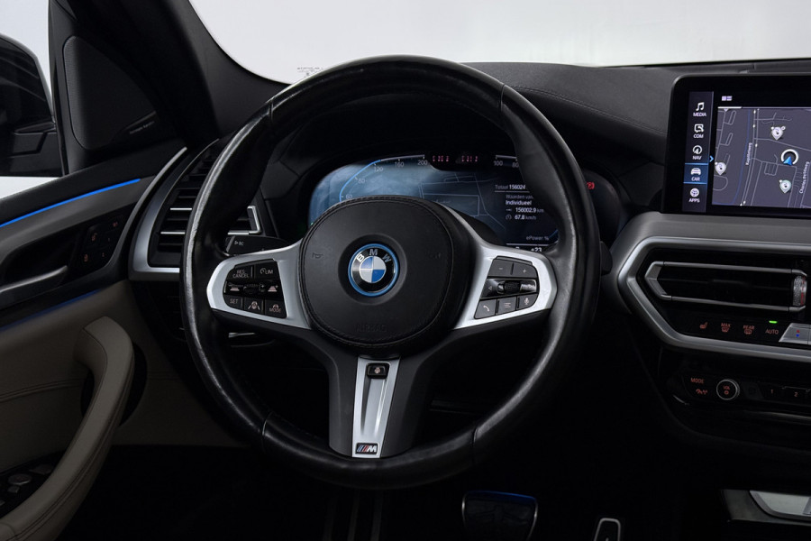 BMW iX3 High Executive 80 kWh (PANORAMADAK, 360 CAMERA, SFEERVERLICHTING, ADAPTIVE CRUISE, TREKHAAK WEGKLAPBAAR, AUTOPILOT)