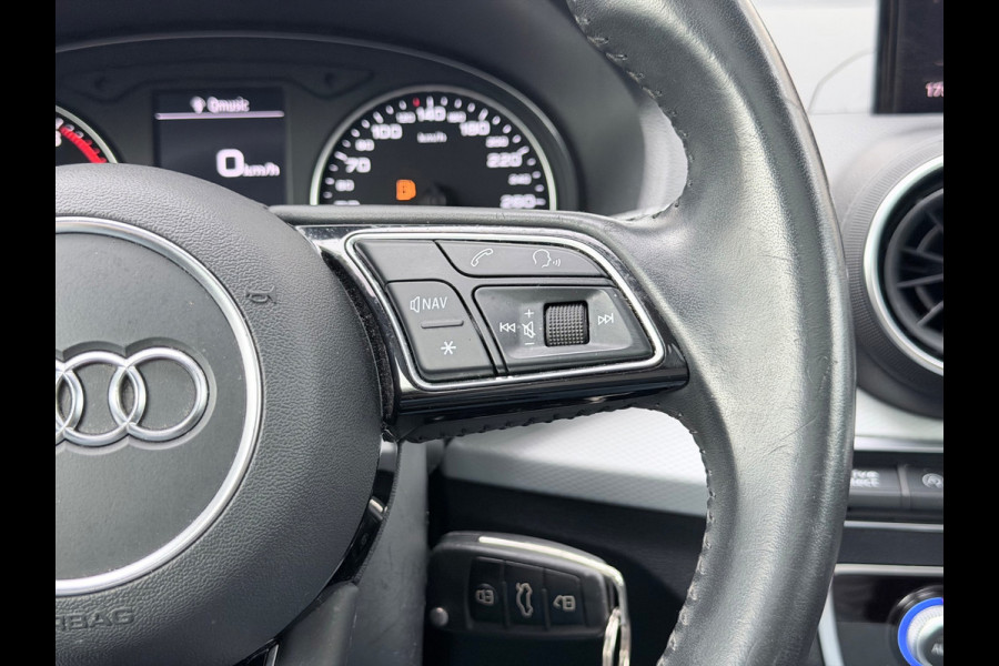 Audi Q2 30 TFSI Sport Pro Line Pano/Bluetooth