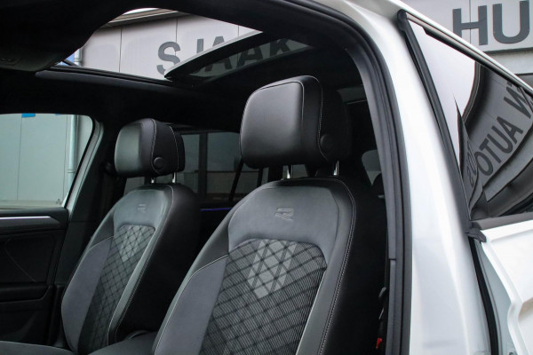 Volkswagen Tiguan 1.4 TSI eHybrid R-Line Business DSG 245pk Panoramadak|Virtual Cockpit|IQ LED Plus|NAVI|ACC|Black|19inch|Trekhaak