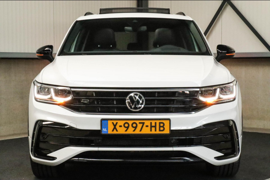 Volkswagen Tiguan 1.4 TSI eHybrid R-Line Business DSG 245pk Panoramadak|Virtual Cockpit|IQ LED Plus|NAVI|ACC|Black|19inch|Trekhaak