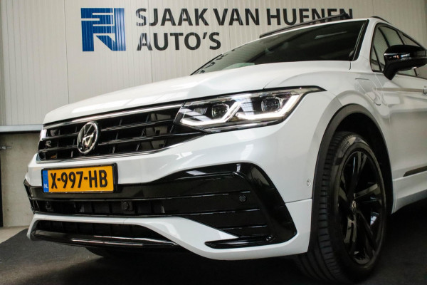 Volkswagen Tiguan 1.4 TSI eHybrid R-Line Business DSG 245pk Panoramadak|Virtual Cockpit|IQ LED Plus|NAVI|ACC|Black|19inch|Trekhaak