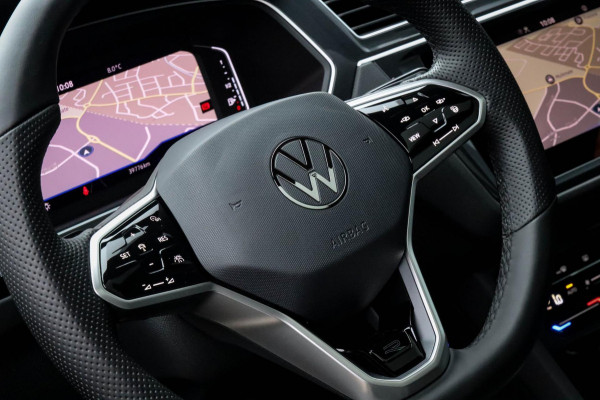 Volkswagen Tiguan 1.4 TSI eHybrid R-Line Business DSG 245pk Panoramadak|Virtual Cockpit|IQ LED Plus|NAVI|ACC|Black|19inch|Trekhaak
