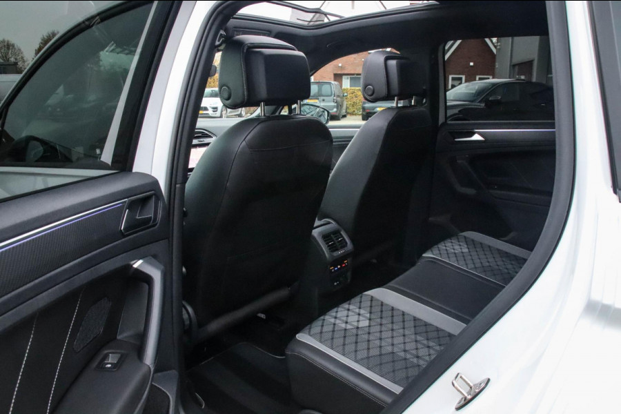 Volkswagen Tiguan 1.4 TSI eHybrid R-Line Business DSG 245pk Panoramadak|Virtual Cockpit|IQ LED Plus|NAVI|ACC|Black|19inch|Trekhaak