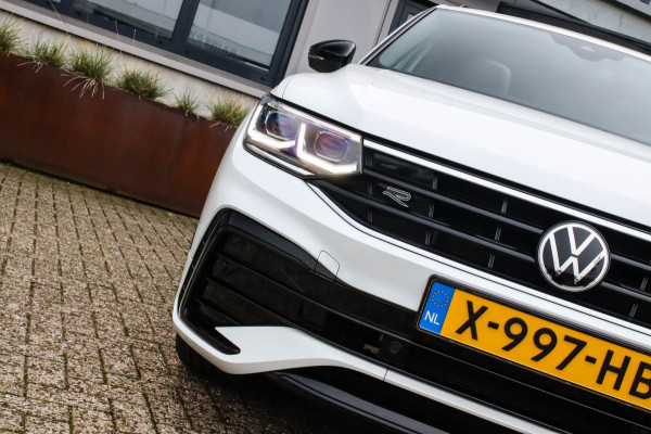 Volkswagen Tiguan 1.4 TSI eHybrid R-Line Business DSG 245pk Panoramadak|Virtual Cockpit|IQ LED Plus|NAVI|ACC|Black|19inch|Trekhaak