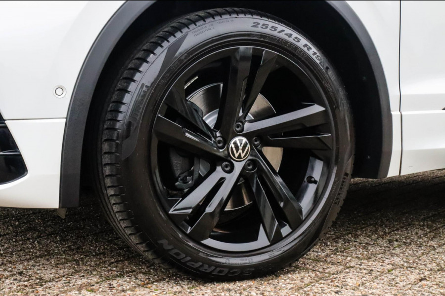 Volkswagen Tiguan 1.4 TSI eHybrid R-Line Business DSG 245pk Panoramadak|Virtual Cockpit|IQ LED Plus|NAVI|ACC|Black|19inch|Trekhaak