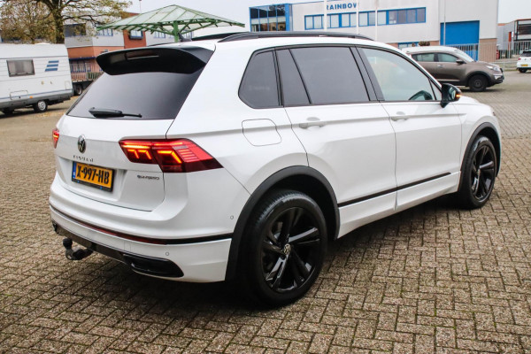 Volkswagen Tiguan 1.4 TSI eHybrid R-Line Business DSG 245pk Panoramadak|Virtual Cockpit|IQ LED Plus|NAVI|ACC|Black|19inch|Trekhaak