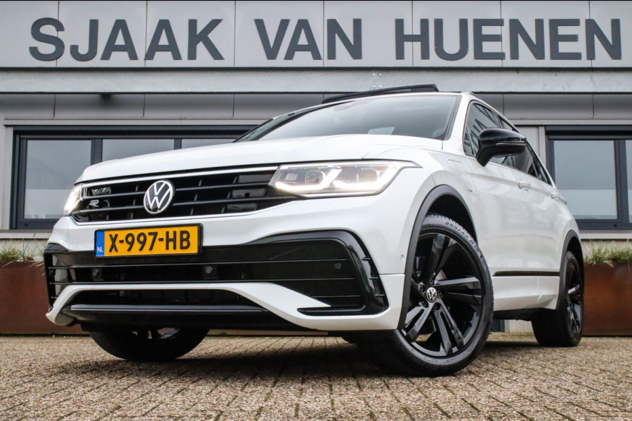 Volkswagen Tiguan 1.4 TSI eHybrid R-Line Business DSG 245pk Panoramadak|Virtual Cockpit|IQ LED Plus|NAVI|ACC|Black|19inch|Trekhaak