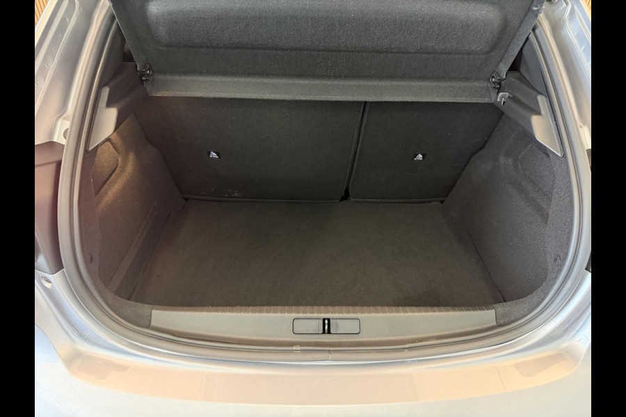 Peugeot 208 1.2 PureTech 100PK Allure Pack | Carplay | LED | Keyless | Camera | Incl. garantie