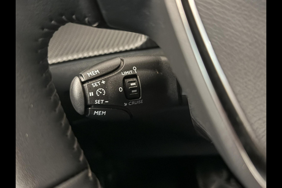 Peugeot 208 1.2 PureTech 100PK Allure Pack | Carplay | LED | Keyless | Camera | Incl. garantie