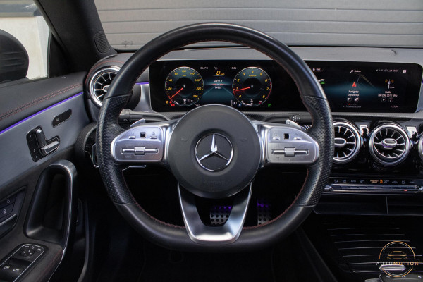 Mercedes-Benz CLA-Klasse 180 Premium Plus AMG PANO MEMORY HUD STOELVERWARMING CAMERA DIFFUSER BURMESTER