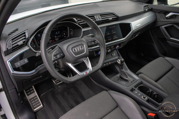 Audi Q3 Sportback 35 TFSI S line PANO CAMERA DODEHOEK CARPLAY