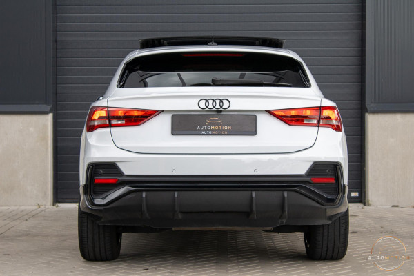 Audi Q3 Sportback 35 TFSI S line PANO CAMERA DODEHOEK CARPLAY