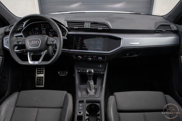 Audi Q3 Sportback 35 TFSI S line PANO CAMERA DODEHOEK CARPLAY