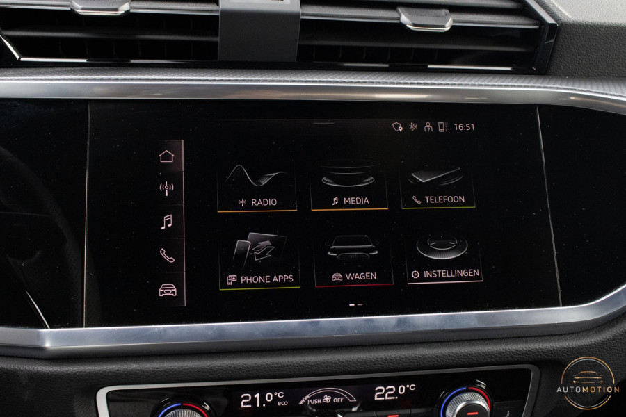Audi Q3 Sportback 35 TFSI S line PANO CAMERA DODEHOEK CARPLAY