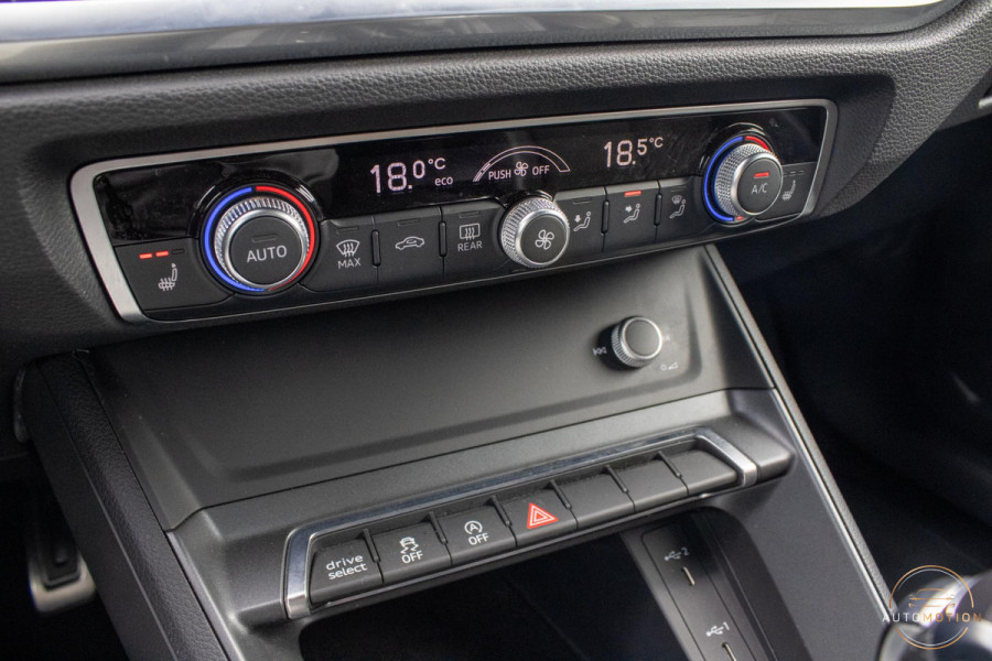 Audi Q3 Sportback 35 TFSI S line PANO CAMERA DODEHOEK CARPLAY