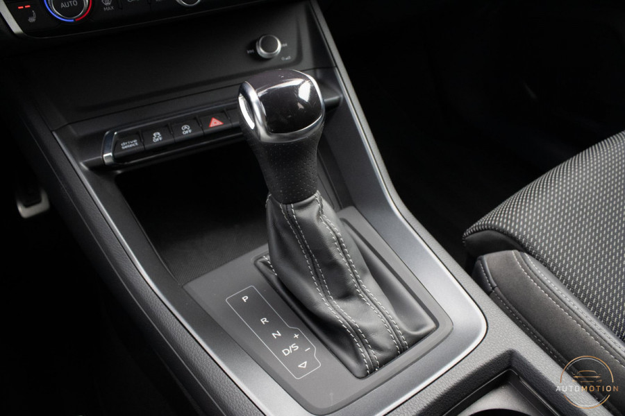 Audi Q3 Sportback 35 TFSI S line PANO CAMERA DODEHOEK CARPLAY