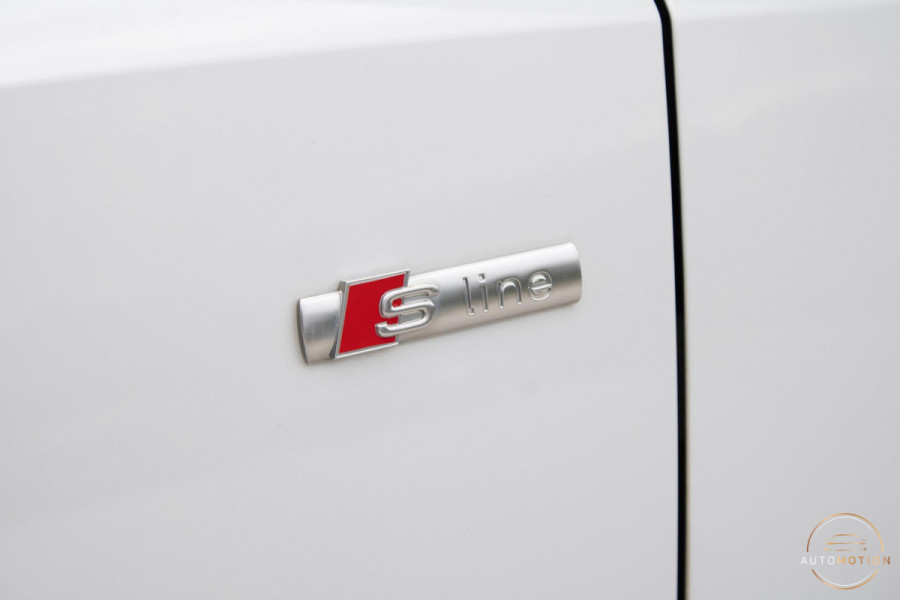 Audi Q3 Sportback 35 TFSI S line PANO CAMERA DODEHOEK CARPLAY