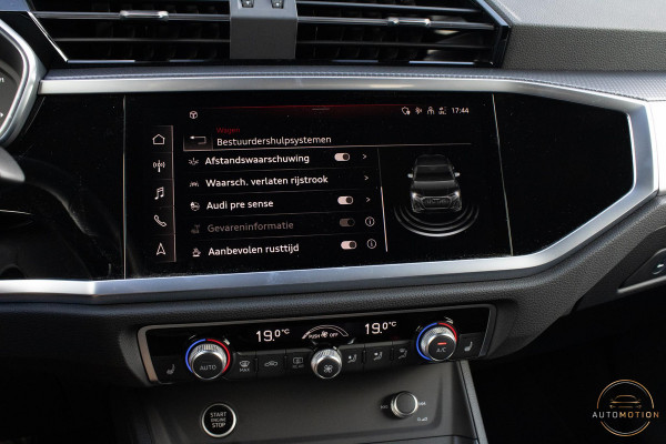 Audi Q3 Sportback 35 TFSI Sline 20 INCH CAMERA MATRIX KEYLESS SFEER