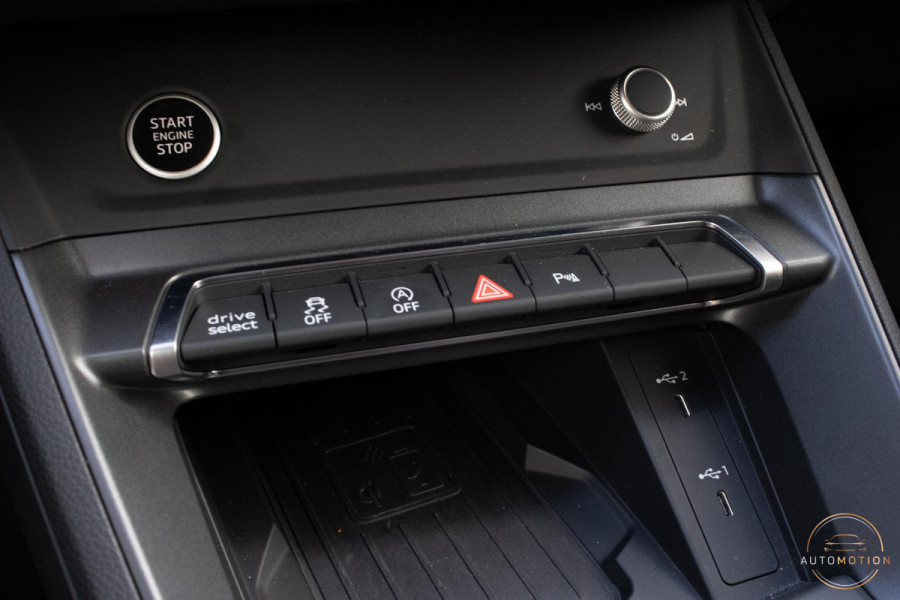 Audi Q3 Sportback 35 TFSI Sline 20 INCH CAMERA MATRIX KEYLESS SFEER