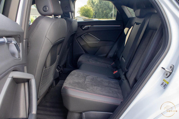 Audi Q3 Sportback 35 TFSI Sline 20 INCH CAMERA MATRIX KEYLESS SFEER