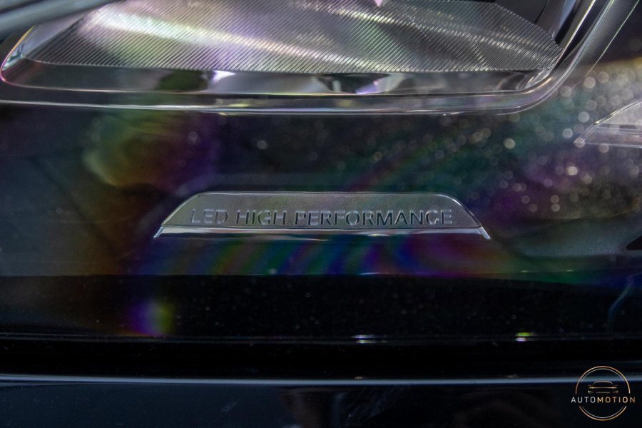 Mercedes-Benz CLA-Klasse 180 Buss AMG PANO CAMERA CARPLAY LED