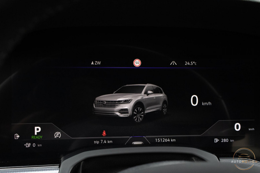 Volkswagen Touareg 3.0 TSi 4MOTION R Trekhaak Luchtvering Camera Nightvision
