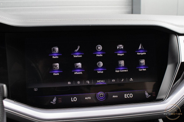 Volkswagen Touareg 3.0 TSi 4MOTION R Trekhaak Luchtvering Camera Nightvision