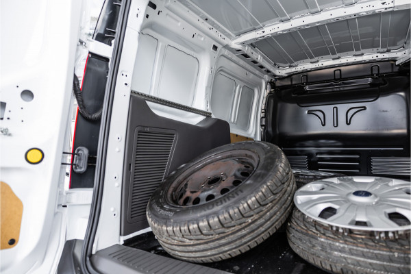 Ford Transit Connect 1.5 EcoBlue 120 PK L2 | CarPlay | Camera | Navigatie | DAB | Nieuwe APK | Euro 6