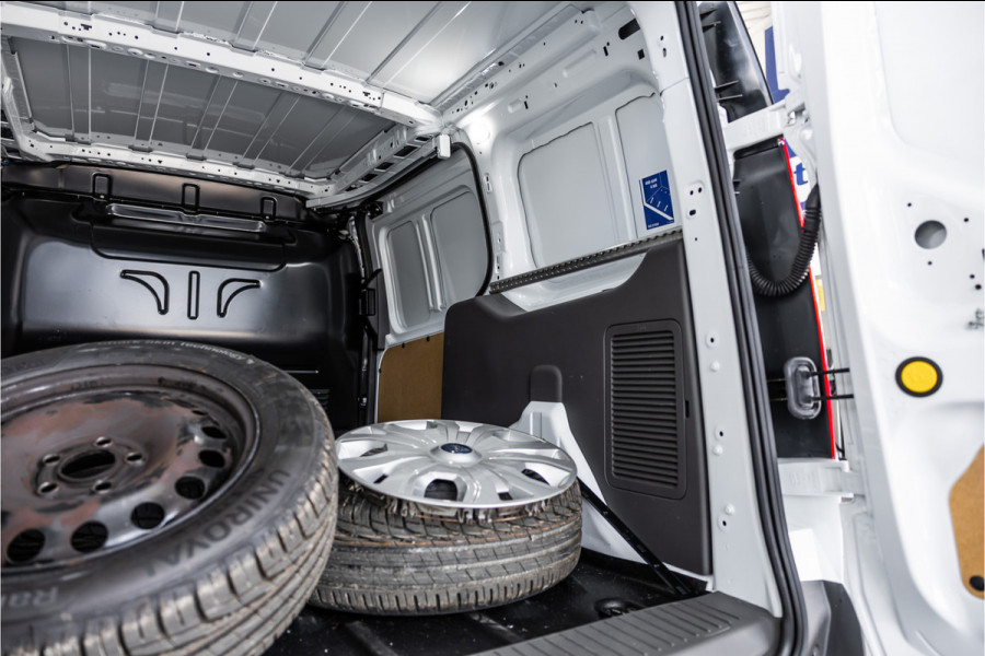 Ford Transit Connect 1.5 EcoBlue 120 PK L2 | CarPlay | Camera | Navigatie | DAB | Nieuwe APK | Euro 6