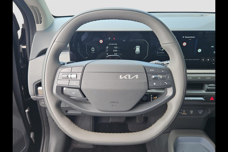 Kia EV3 Plus 58.3 kWh | GT-Line velgen | Dodehoek Assistentie | Adapt. Cruise | Clima | Stoel- en Stuurverwarming | Wireless Charging Telefoon |