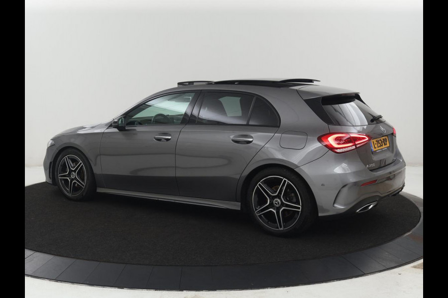 Mercedes-Benz A-Klasse 200 AMG Business Solution Aut. | Pano | LED | Half sfeerverlichting | Sfeerverlichting | Elec. Stoelen | Stoelverwarming | Virtual Display | Navi | Camera | Trekaak | Carplay