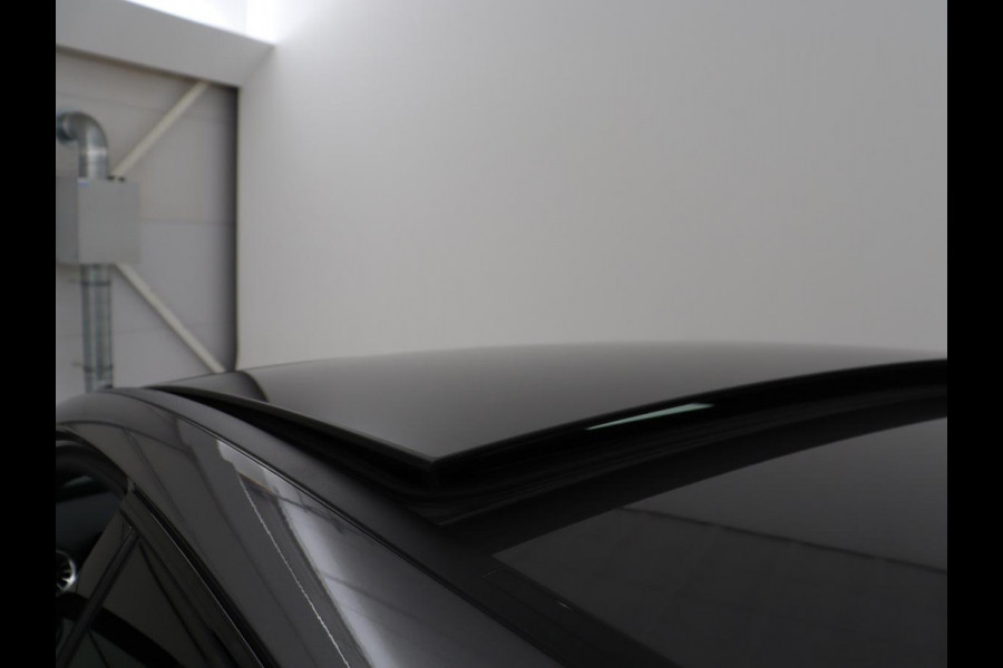 Mercedes-Benz A-Klasse 200 AMG Business Solution Aut. | Pano | LED | Half sfeerverlichting | Sfeerverlichting | Elec. Stoelen | Stoelverwarming | Virtual Display | Navi | Camera | Trekaak | Carplay