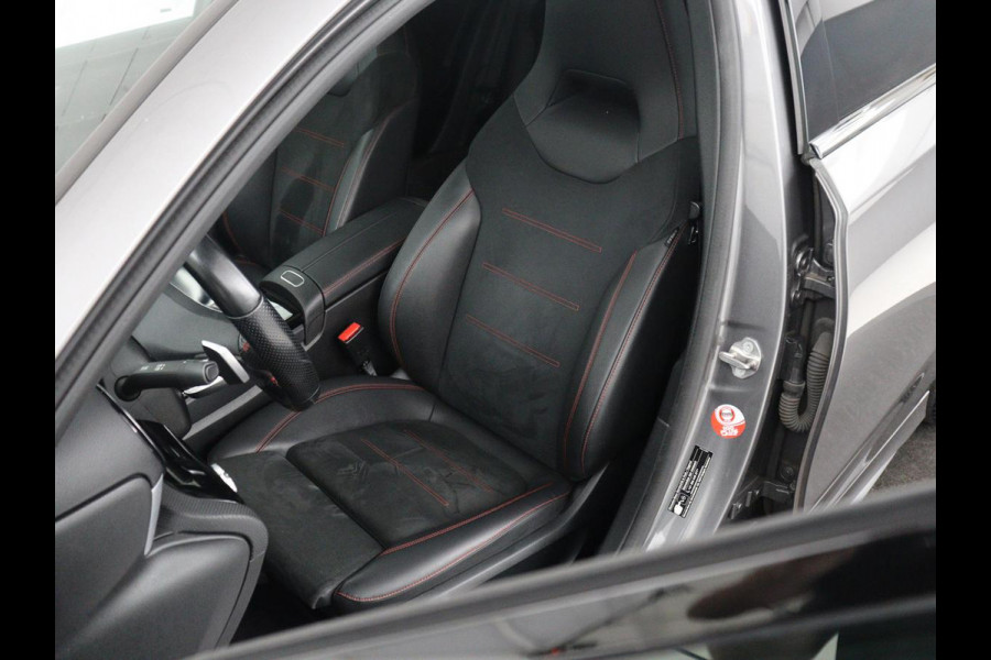 Mercedes-Benz A-Klasse 200 AMG Business Solution Aut. | Pano | LED | Half sfeerverlichting | Sfeerverlichting | Elec. Stoelen | Stoelverwarming | Virtual Display | Navi | Camera | Trekaak | Carplay