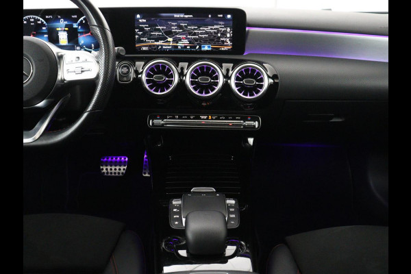 Mercedes-Benz A-Klasse 200 AMG Business Solution Aut. | Pano | LED | Half sfeerverlichting | Sfeerverlichting | Elec. Stoelen | Stoelverwarming | Virtual Display | Navi | Camera | Trekaak | Carplay