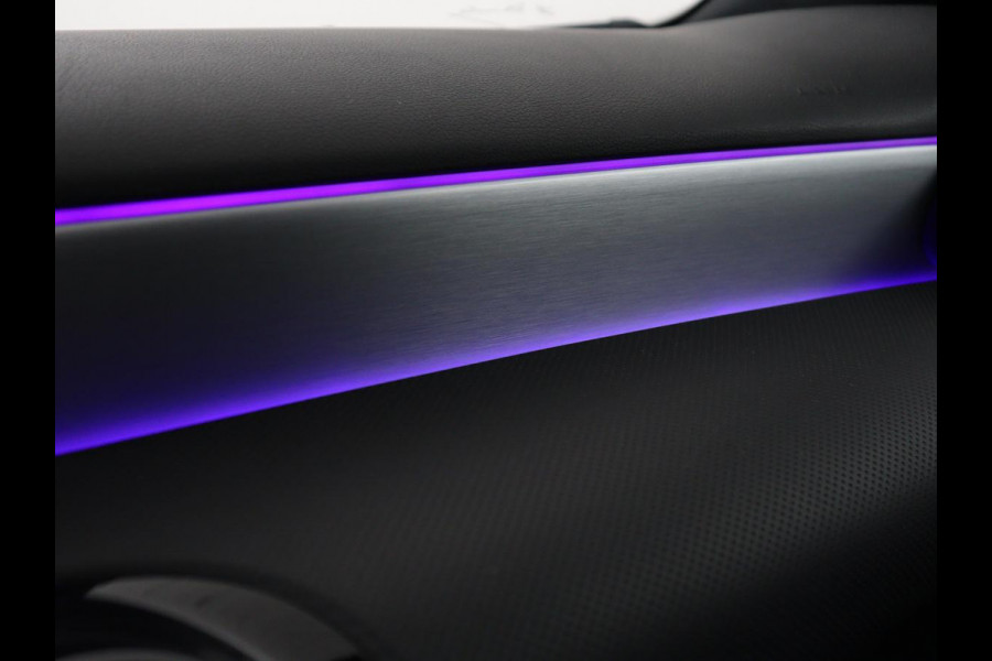 Mercedes-Benz A-Klasse 200 AMG Business Solution Aut. | Pano | LED | Half sfeerverlichting | Sfeerverlichting | Elec. Stoelen | Stoelverwarming | Virtual Display | Navi | Camera | Trekaak | Carplay