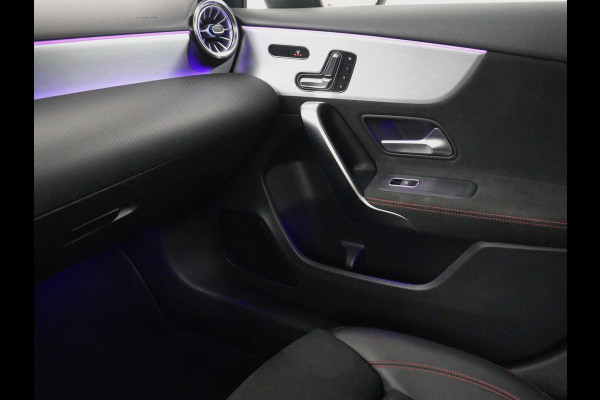 Mercedes-Benz A-Klasse 200 AMG Business Solution Aut. | Pano | LED | Half sfeerverlichting | Sfeerverlichting | Elec. Stoelen | Stoelverwarming | Virtual Display | Navi | Camera | Trekaak | Carplay